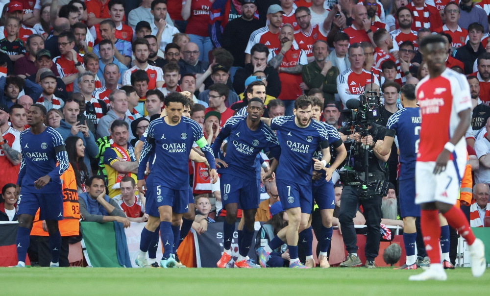 西足协主席：很满意世界杯分组；将尽快敲定与阿根廷的超级杯（西班牙足协主席：满意世界杯分组，正加速敲定与阿根廷超级杯）