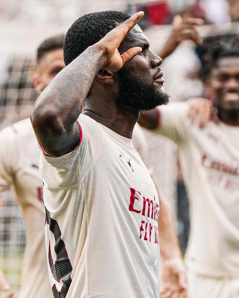 世欧预战报：伊萨克森破门救主，丹麦2-2白俄罗斯（欧预赛快讯：伊萨克森建功救主，丹麦2-2战平白俄罗斯）