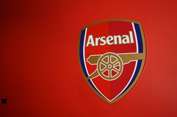 每体：巴萨冬窗将找“新伊尼戈”，在关注施洛特贝克、格伊等