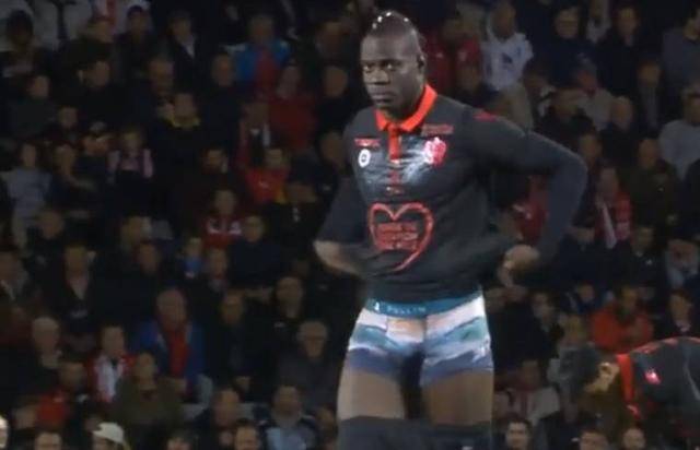 环足奖年最佳男足俱乐部候选：巴黎、切尔西、巴萨、拜仁在列