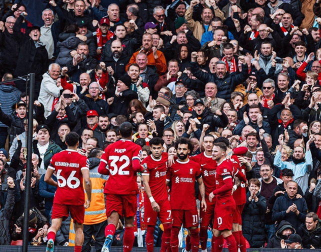 英超焦点战：阿森纳主场迎战切尔西,（英超重磅对决：阿森纳坐镇主场迎战切尔西）