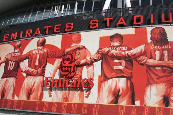 半场战报：沃尔夫斯堡2-0柏林联合，阿穆拉1射1传，维默尔破门