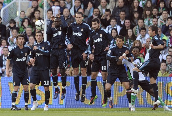 澳超前瞻：喷气机上轮客场告捷士气大振，墨尔本城或被迫轮换