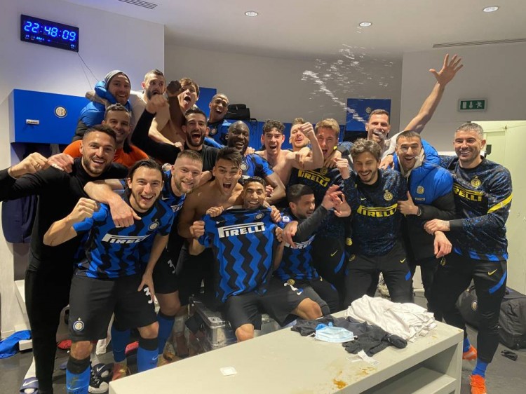 马卡记者：本轮欧冠是阿隆索未来的关键时刻，感受比结果重要（马卡记者：这轮欧冠将成阿隆索前途分水岭，过程比结果更重要）